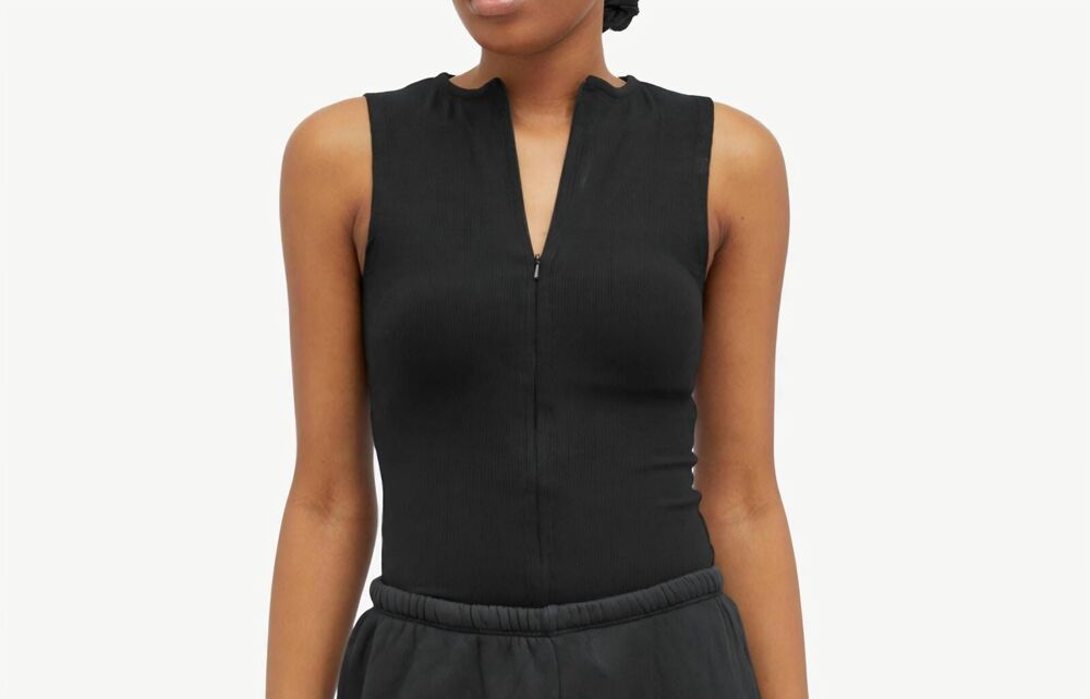 Joah Brown Women's Invisible Zip Tank Top in black sz M/L